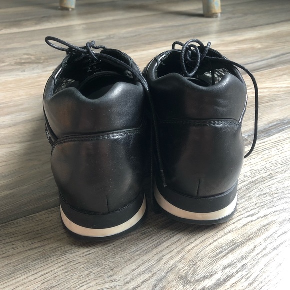 Stuart Weitzman Cabbie Sneakers Black Sz 10 - Picture 8 of 8